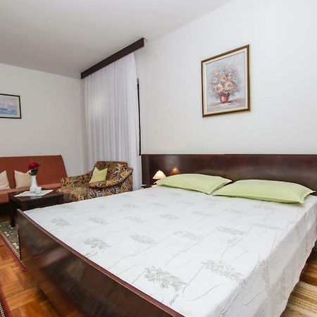 Apartmani Janja Poreč Eksteriør billede