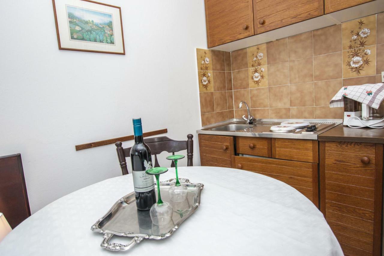 Apartmani Janja Poreč Eksteriør billede